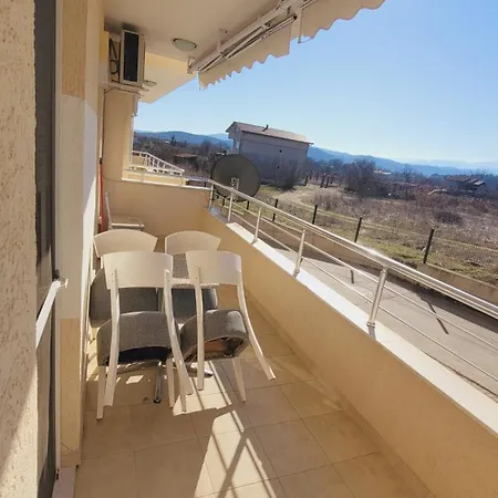 Nikola Flat Apartment *