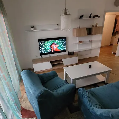 Nikola Flat Apartment *
